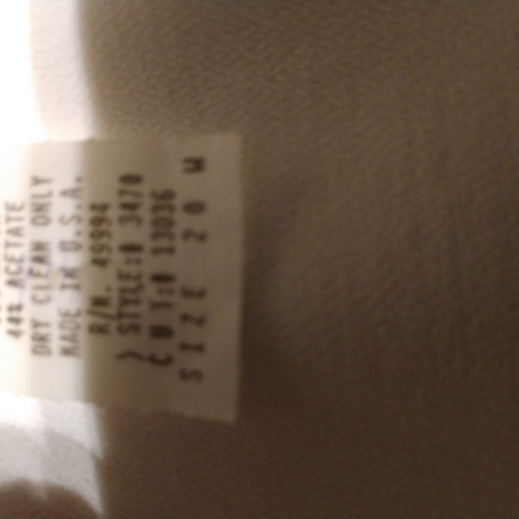 Elegant white jacket - Picture 11 of 11